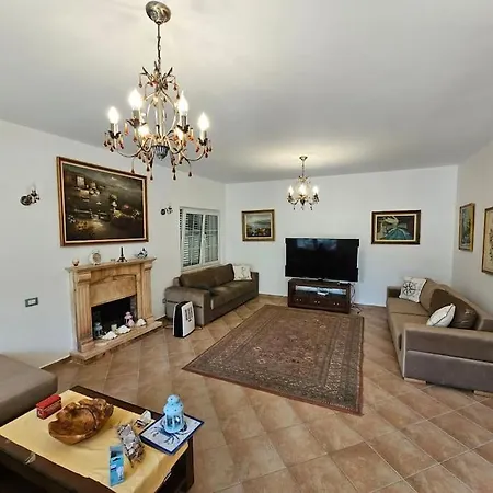 Golem Beach Villa